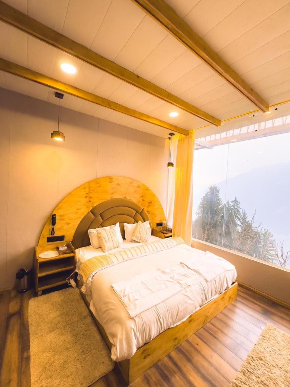 Infinity Sky Glamps Hotel Manāli Екстериор снимка